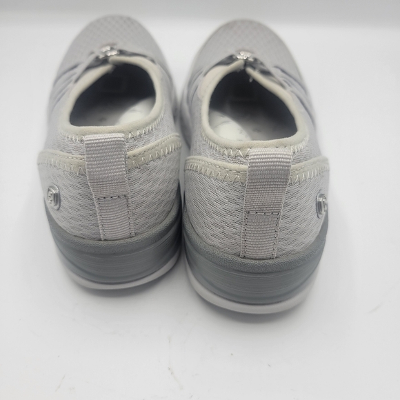 BZEES Slip-on shoes size 5M - Picture 3 of 15